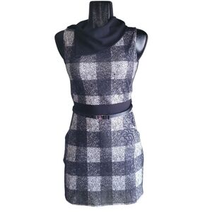 New Tower Black and Grey Plaid  Sleeveless Belted Dress M